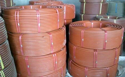 提升工程安全：聚乙烯(RPE)阻燃惠农穿线管在现代建筑中的应用